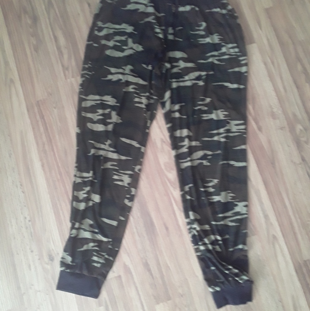 Camo joggers